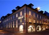 Malý pivovar - hotel by night
