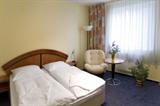 hotel savoy room
