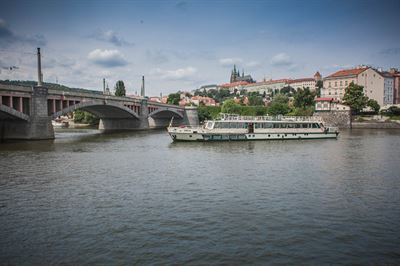 Praha - Jízda na lodi